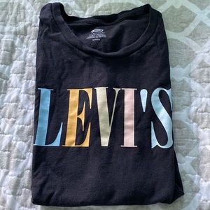 Levis tshirt